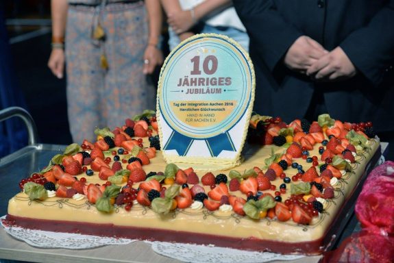 Jubiläumskuchen für alle! 🎂🎈